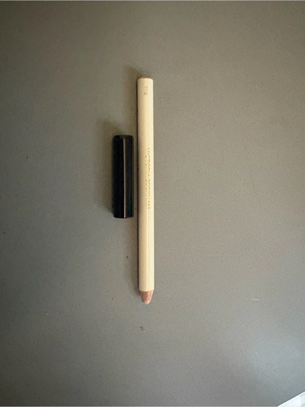 Victoria Beckham Eye Liner Pencil in Neutral.